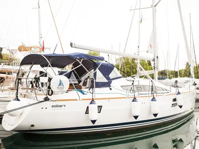 Deck of Fortiss, a Elan Impression 40 sailboat at Zadar, Croatia
