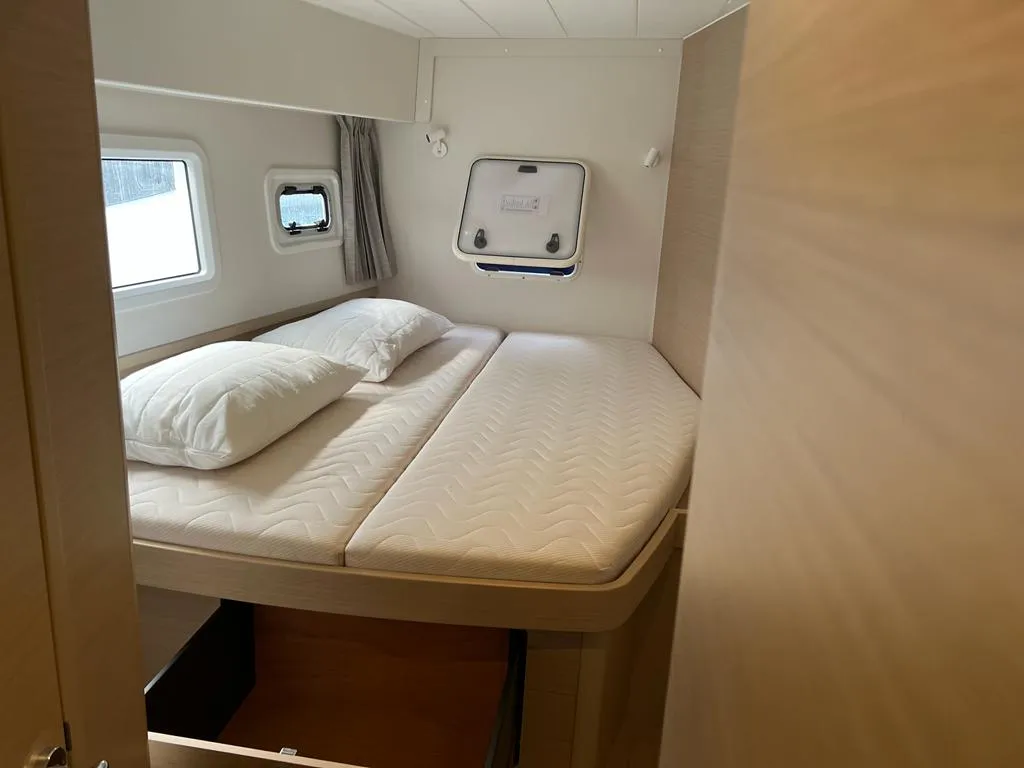 Cabin on Sissi, a Lagoon 42 catamaran at Capo d'Orlando, Italy