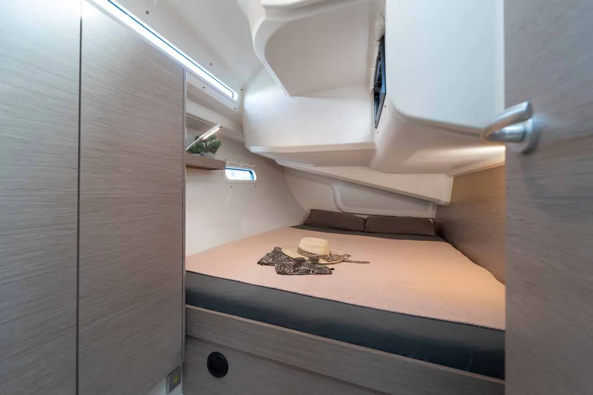 Cabin on Daydream, a Hanse 388 sailboat at Grad Šibenik, Croatia