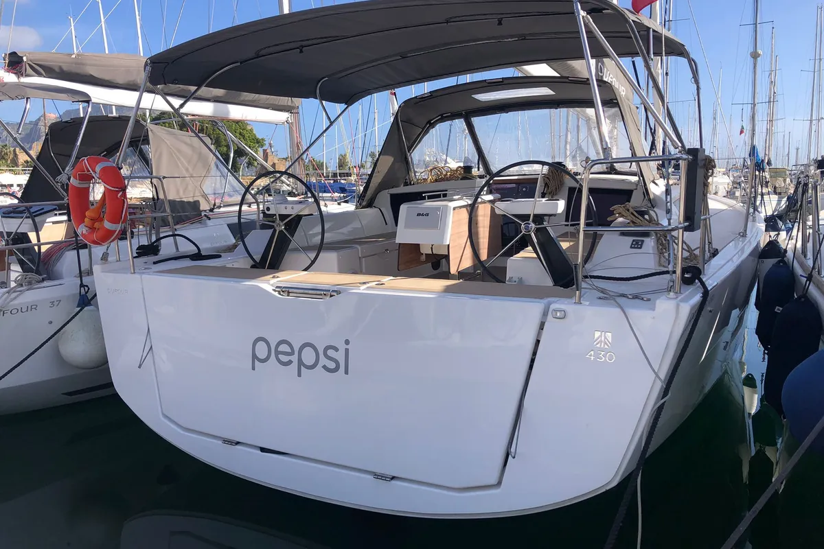 Pepsi, a Dufour 430 GL sailboat at Tonnarella, Italy