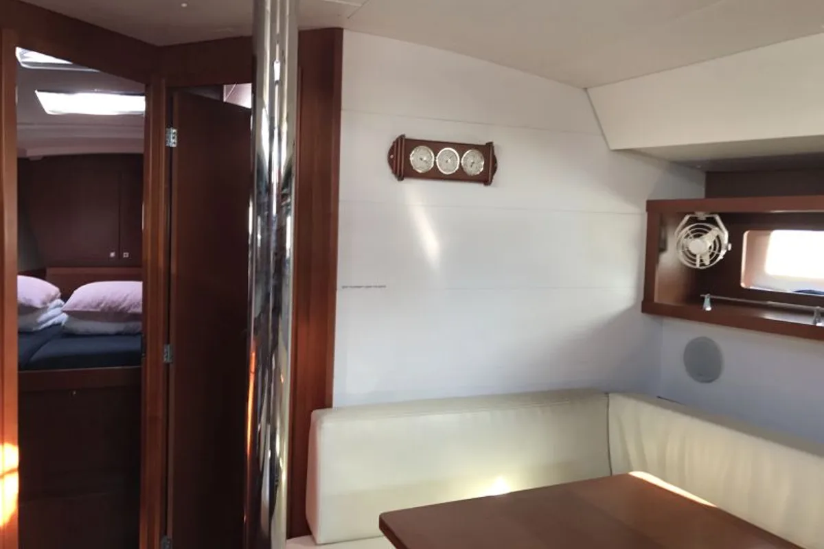 Salon of Alboran XXXIV Nini (Radazul), a Beneteau Oceanis 45 sailboat at El Rosario, Spain
