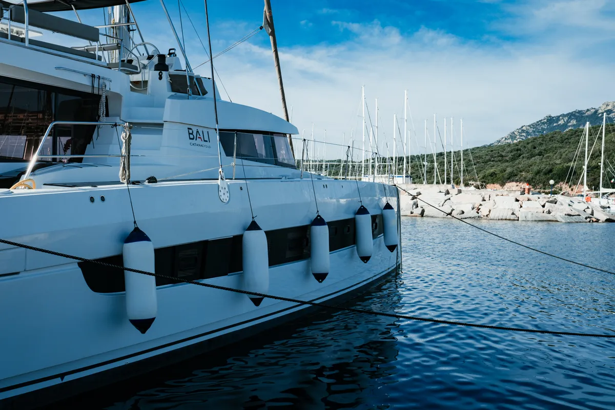 Exterior view of Alfa.bm2, a Bali 5.4 catamaran at Tonnarella, Italy