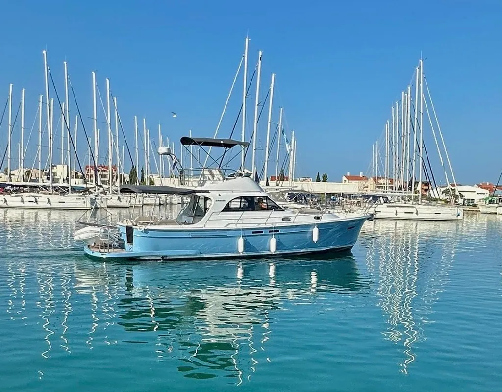Exterior view of Baby Blue, a SAS - Vektor Adriana 44 FLY motor yacht at Općina Sukošan, Croatia