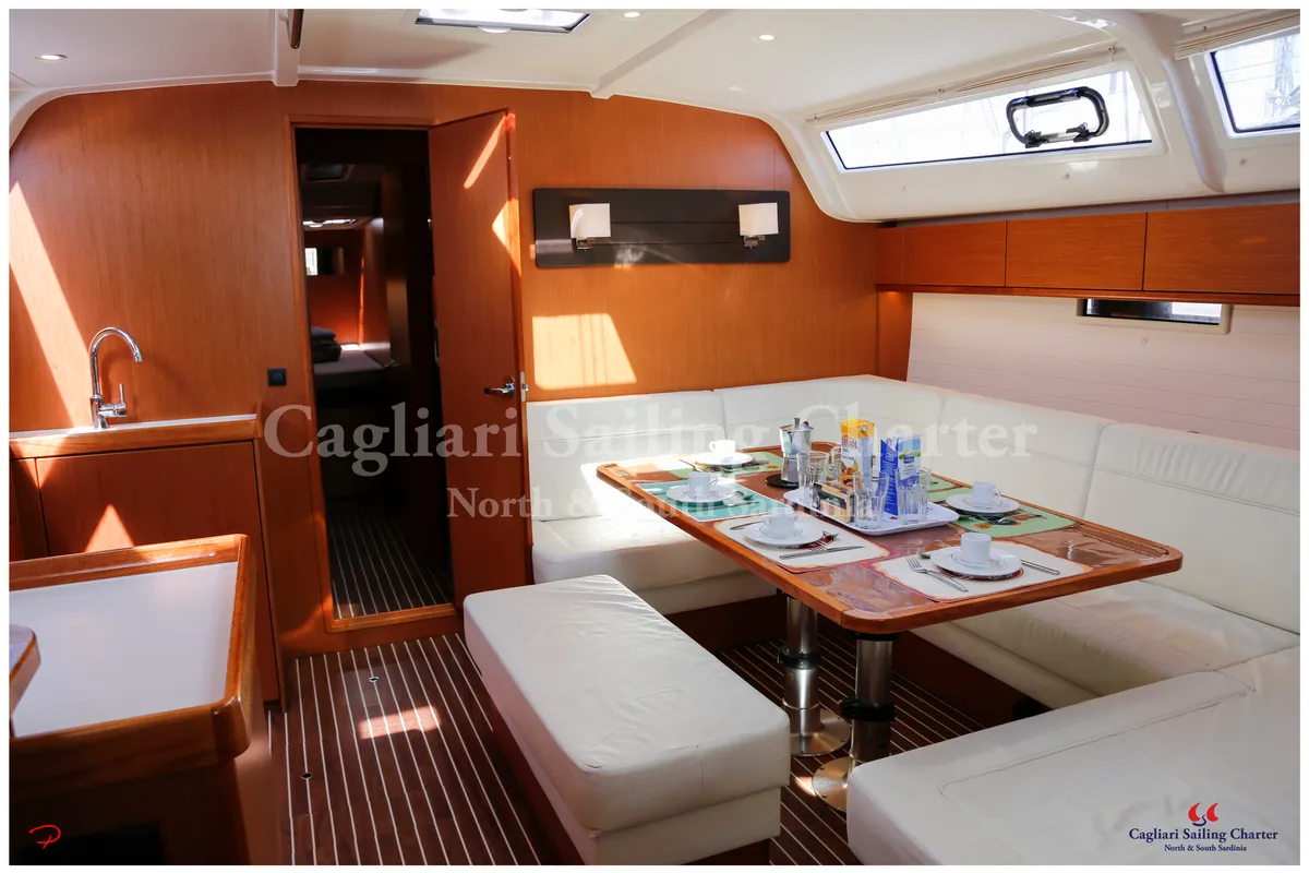 Salon of Pan di Zucchero, a Bavaria Cruiser 51 sailboat at Alghero, Italy