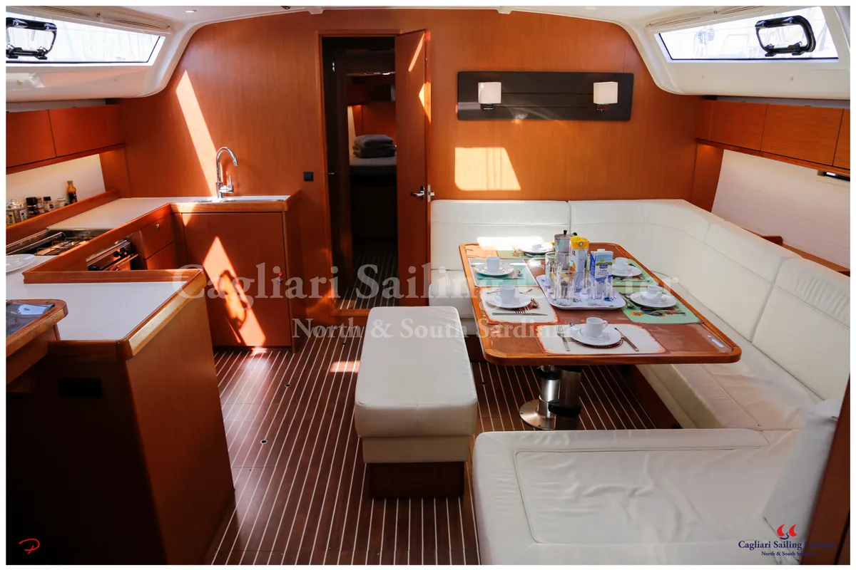 Salon of Pan di Zucchero, a Bavaria Cruiser 51 sailboat at Alghero, Italy
