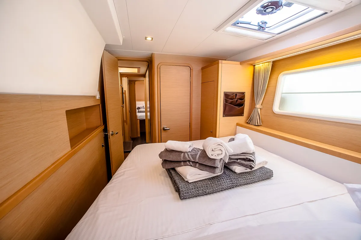 Cabin on Christina, a Lagoon 400 S2 catamaran at Athens, Greece