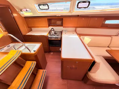 Galley of Juliette, a Beneteau Oceanis 46 sailboat at Općina Sukošan, Croatia