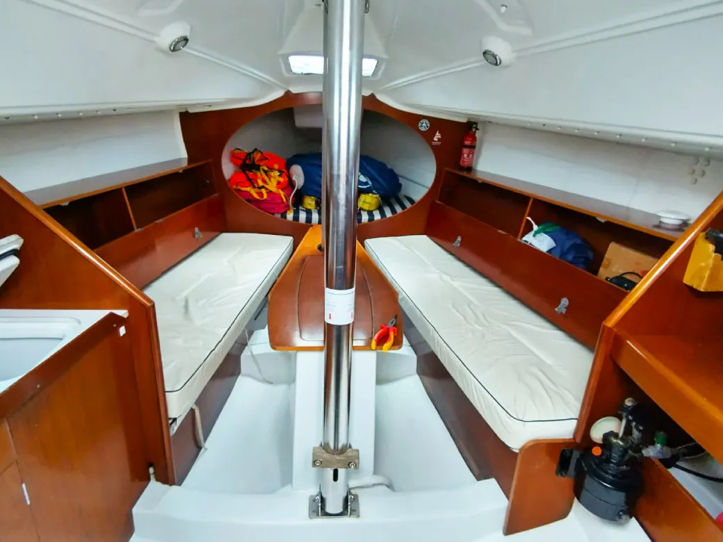 Salon of Flashe, a Beneteau First 27.7 sailboat at Saint-Cast-le-Guildo, France