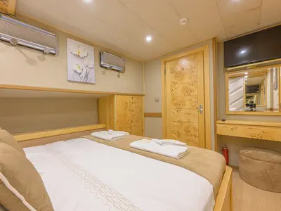 Cabin on Belgin Sultan, a Motoryacht motor yacht at Fethiye, Turkey