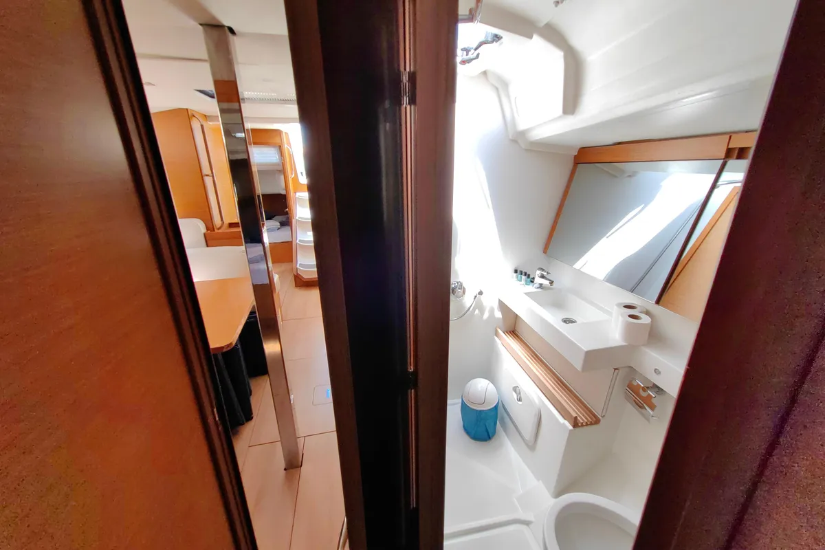 Head on Milky Way, a Jeanneau Sun Odyssey 440 sailboat at Grad Pula, Croatia
