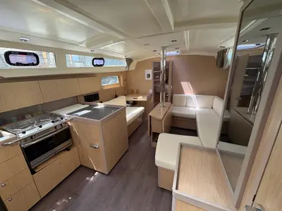 Galley of Targa, a Beneteau Oceanis 41.1 sailboat at Castelló d'Empúries, Spain