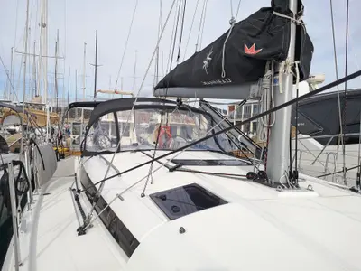 Deck of Aquilante, a Jeanneau Sun Odyssey 440 sailboat at Rosignano Solvay, Italy