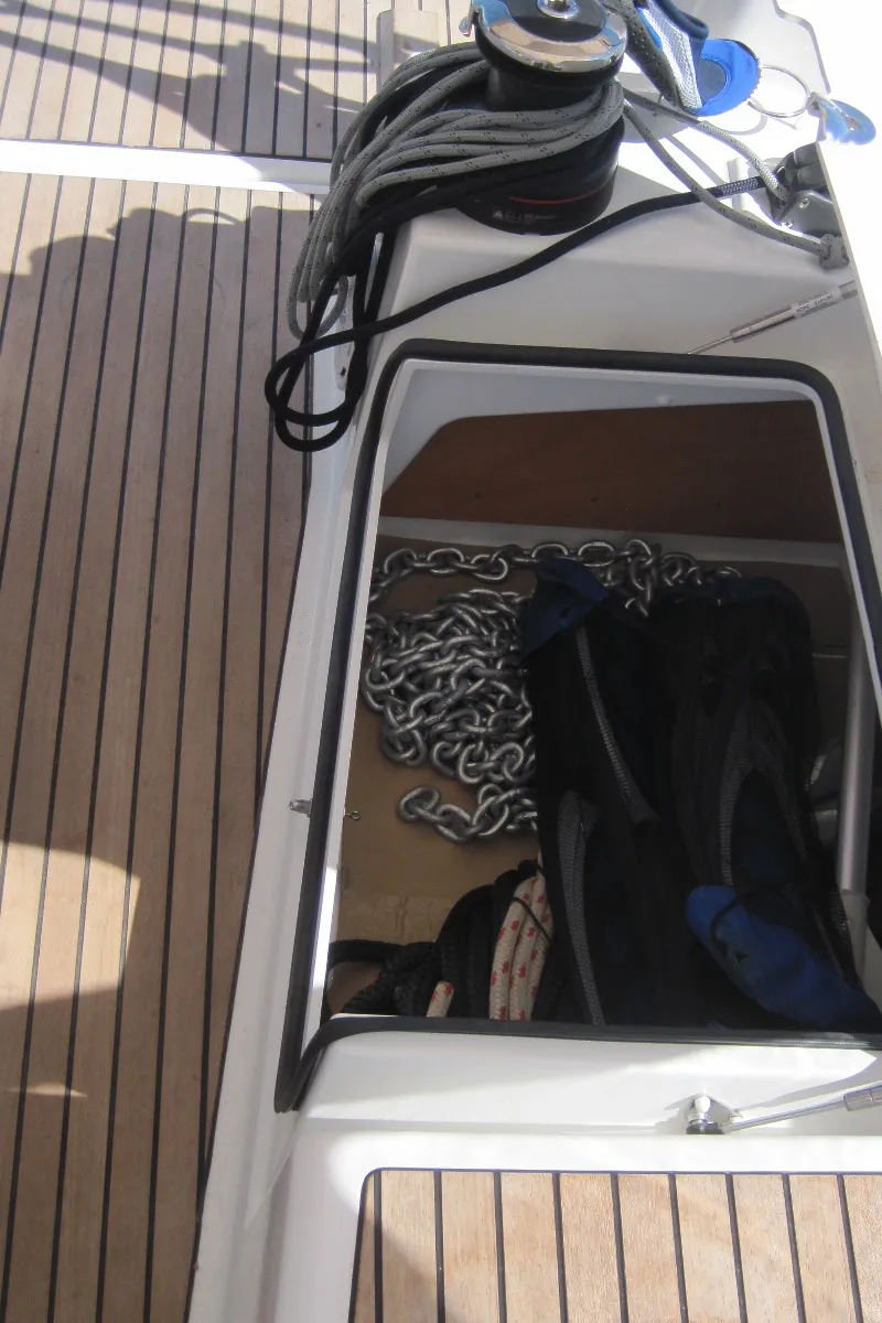 Galley of Enrica, a Jeanneau Sun Odyssey 440 sailboat at Capo d'Orlando, Italy