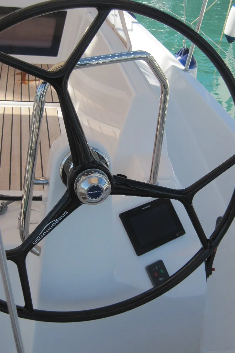 Cabin on Enrica, a Jeanneau Sun Odyssey 440 sailboat at Capo d'Orlando, Italy
