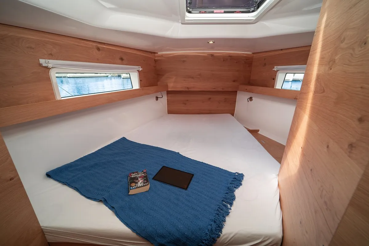 Cabin on Giovannina, a Elan Impression 45 sailboat at Kaštela, Croatia