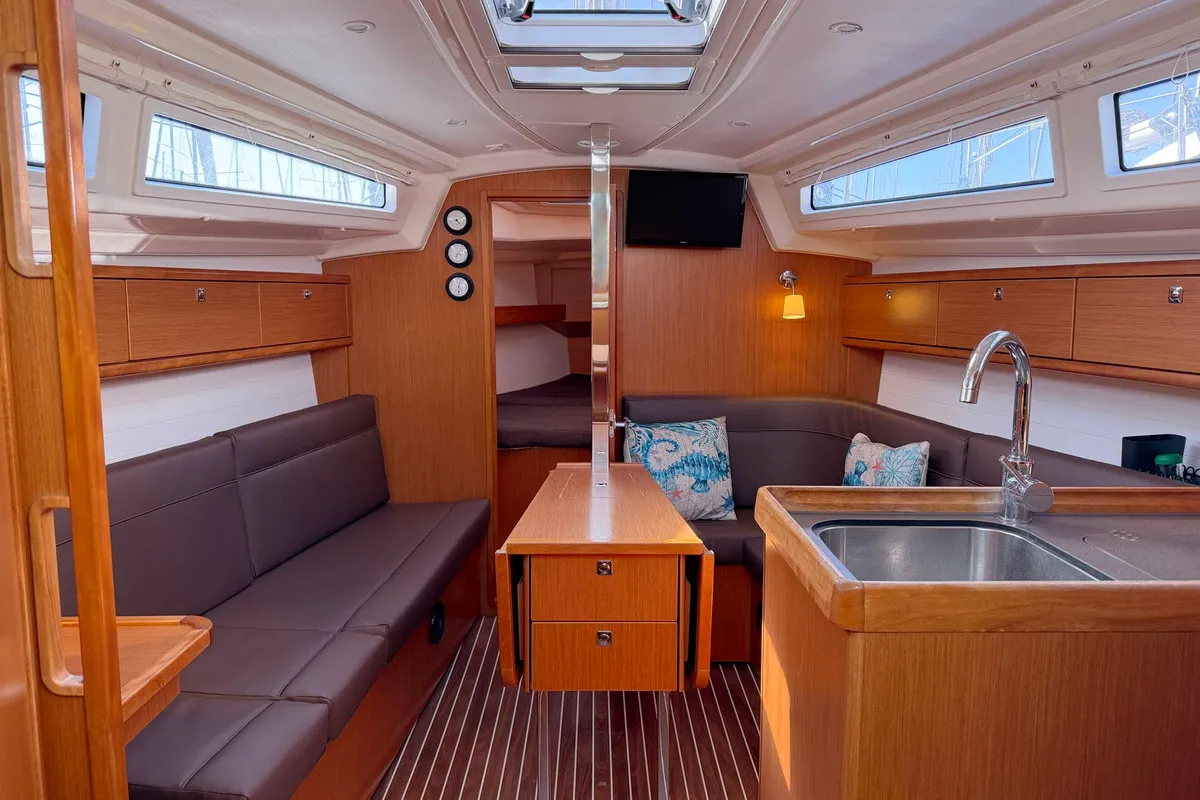 Salon of Claysea, a Bavaria Cruiser 33 sailboat at Heiligenhafen, Germany