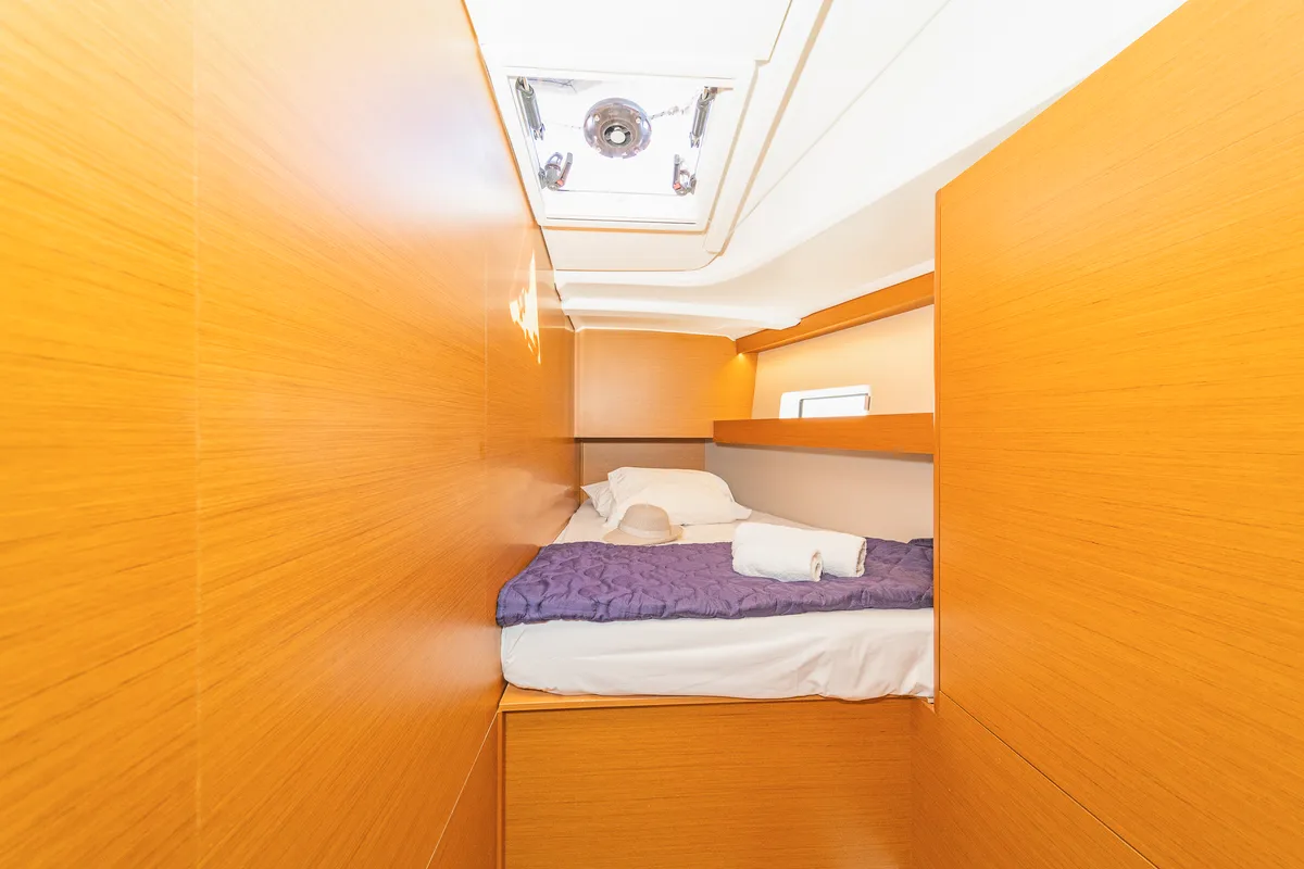 Cabin on Funsea, a Jeanneau Sun Odyssey 490 sailboat at Kontokali, Greece