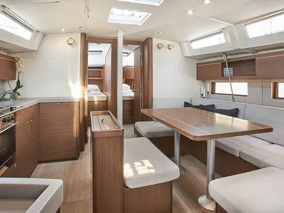 Salon of Mila 8, a Beneteau Oceanis 46.1 sailboat at Grad Kaštela, Croatia