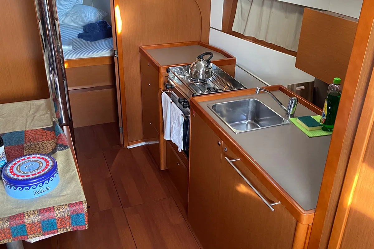 Galley of Caroline, a Beneteau Oceanis 38 sailboat at Procida, Italy