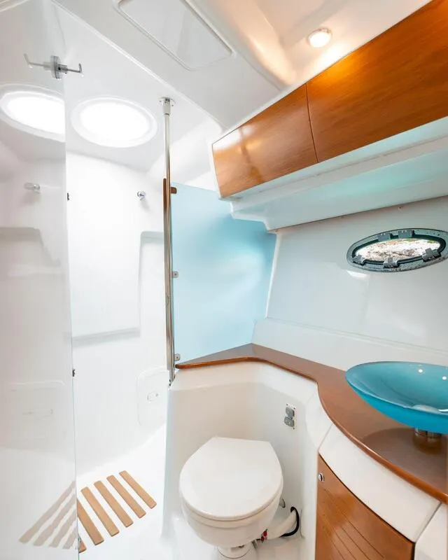 Head on Helen Rose, a Beneteau Antares 12 Fly motor yacht at Medulin, Croatia