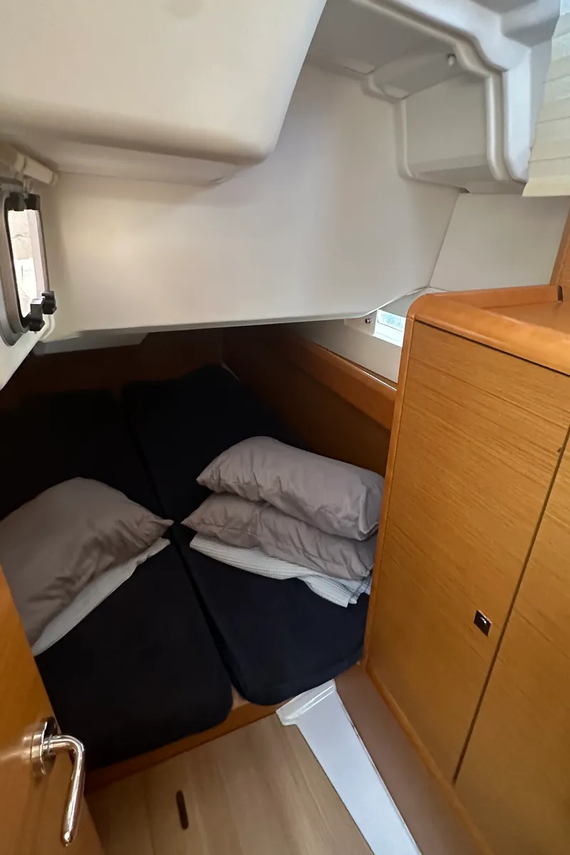 Cabin on OYSTER SHELL, a Jeanneau Sun Odyssey 379 sailboat at Athens, Greece