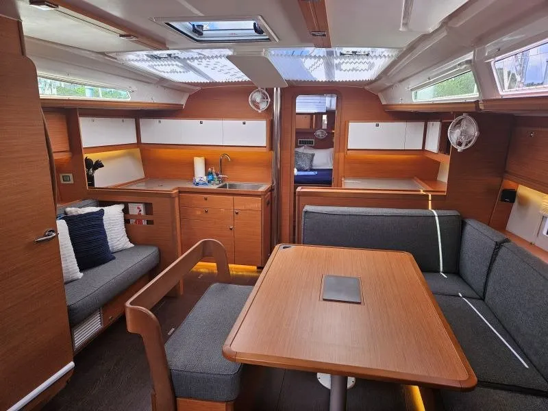 Head on Sunshine Daydream, a Dufour 430 sailboat at Charlotte Amalie, United States