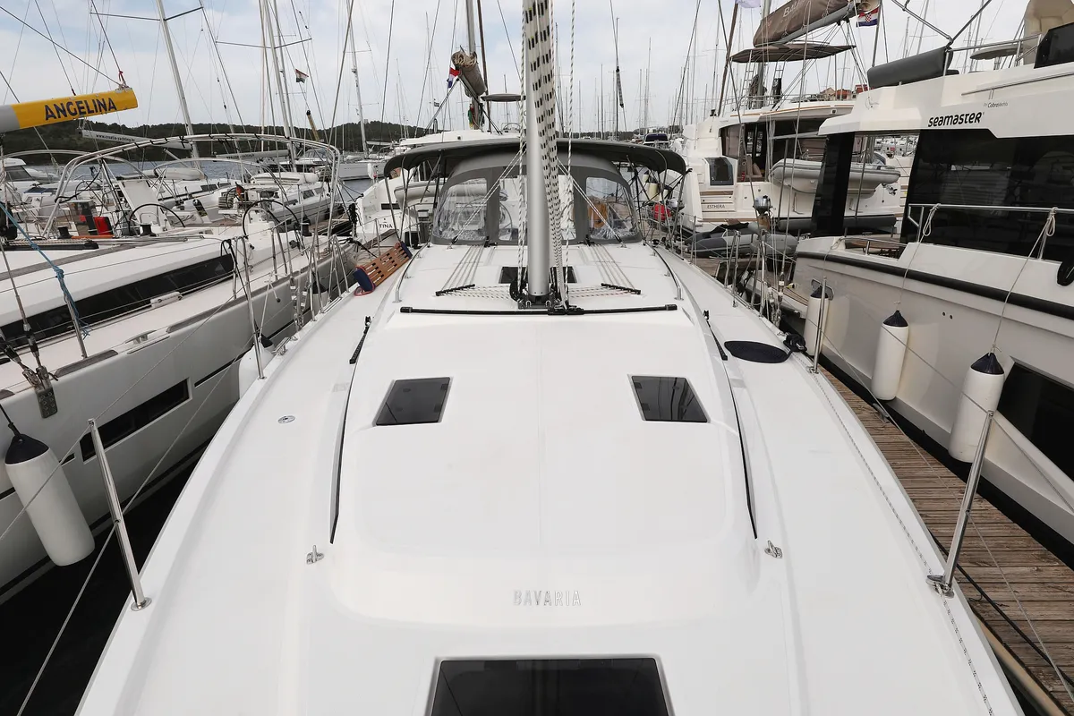 Salon of Levente, a Bavaria C42 sailboat at Grad Vodice, Croatia