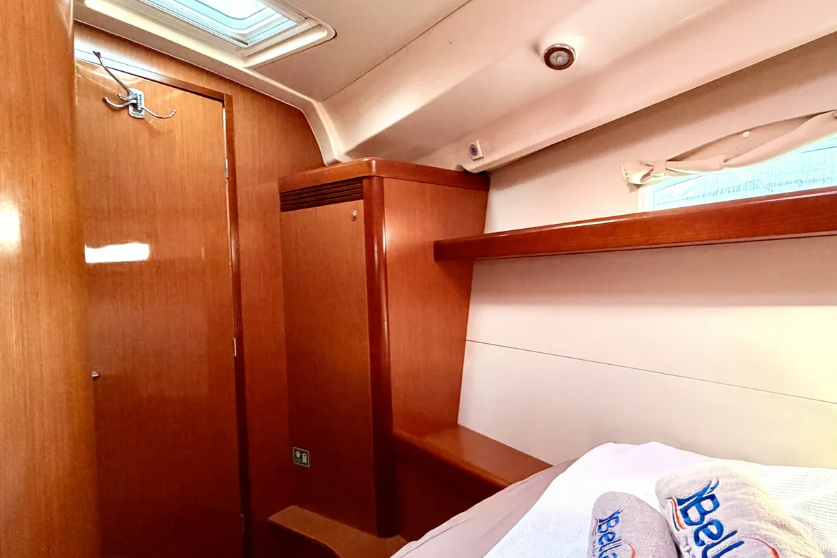 Cabin on Classic, a Beneteau Oceanis 40 sailboat at Fethiye, Turkey