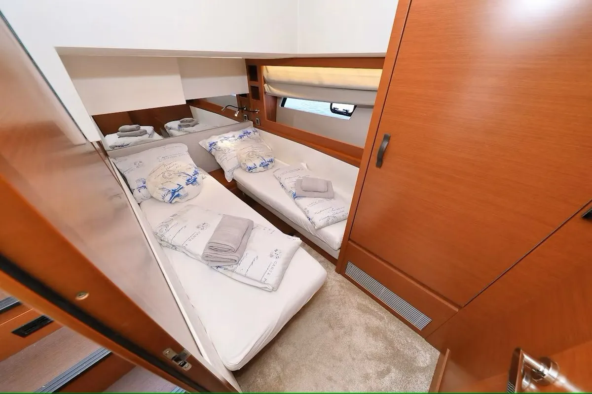 Cabin on Medusa, a Jeanneau Prestige 520 Flybridge motor yacht at Split, Croatia