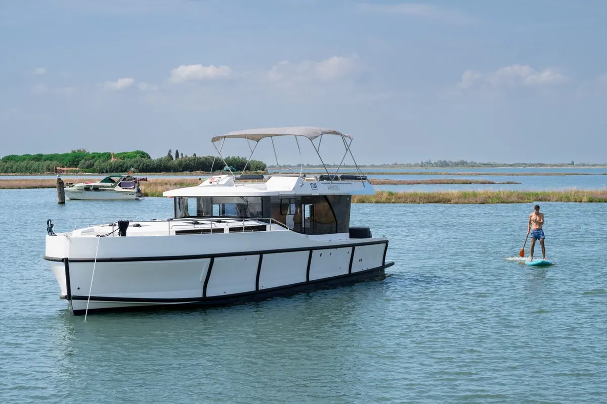 69, a Delphia Yachts Poseidon 45 motor yacht at Casier, Italy