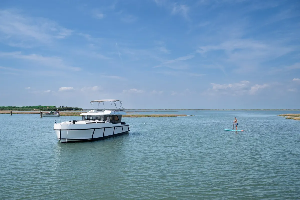 69, a Delphia Yachts Poseidon 45 motor yacht at Casier, Italy