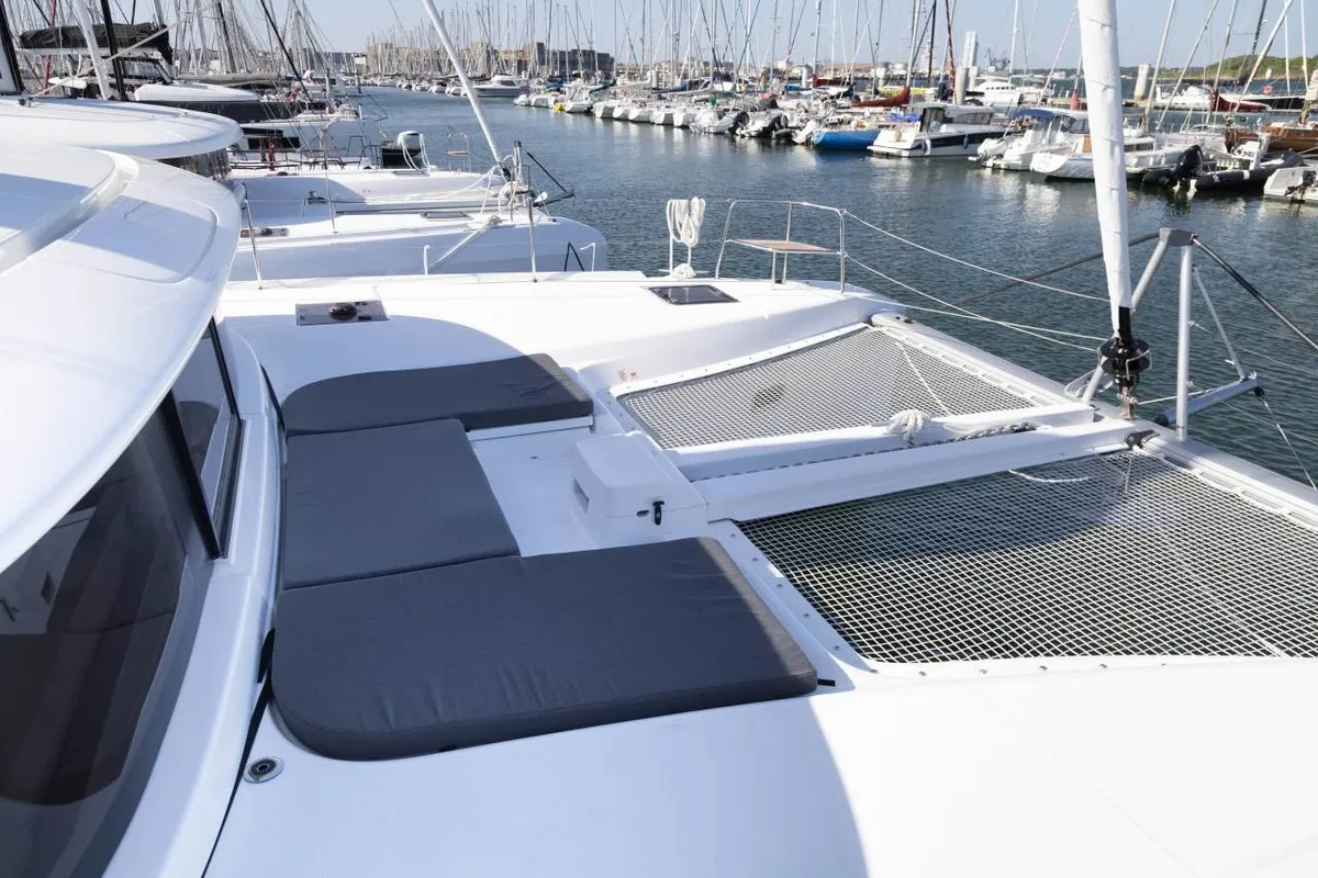 Bula, a Lagoon 46 catamaran at Pianottoli-Caldarello, France