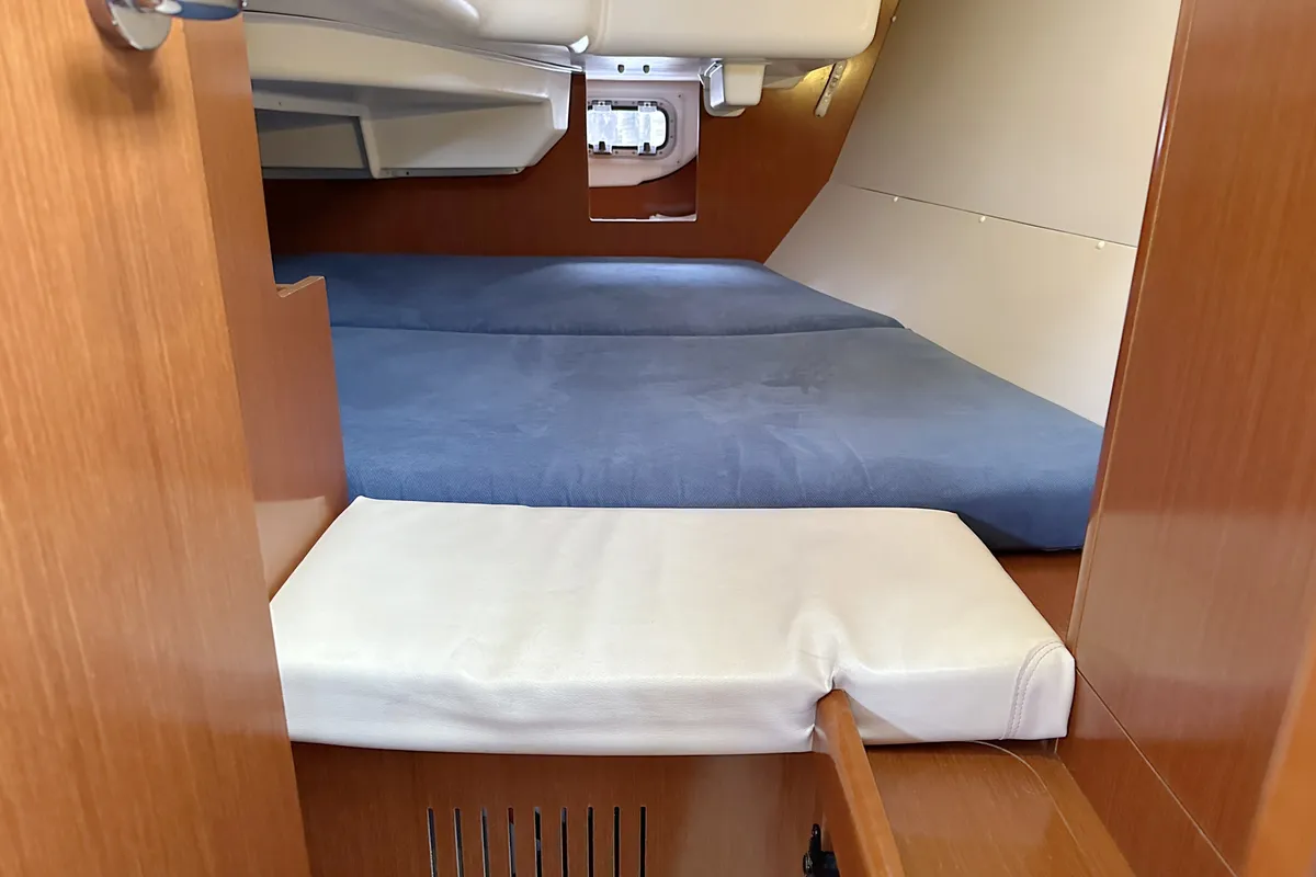 Cabin on Mambo, a Beneteau Oceanis 31 sailboat at Heiligenhafen, Germany