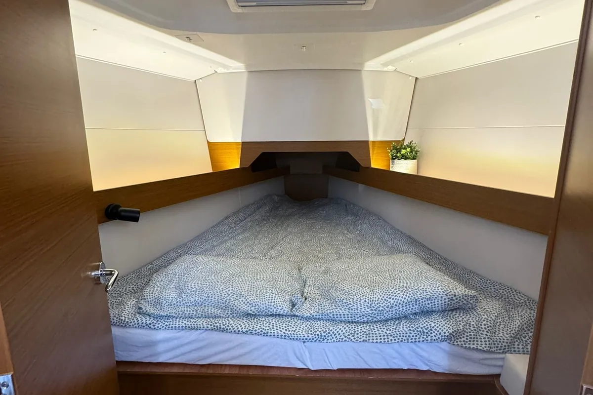 Cabin on White Feather, a Jeanneau Sun Odyssey 349 sailboat at Grad Biograd na Moru, Croatia