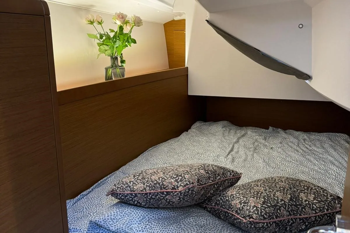 Cabin on White Feather, a Jeanneau Sun Odyssey 349 sailboat at Grad Biograd na Moru, Croatia