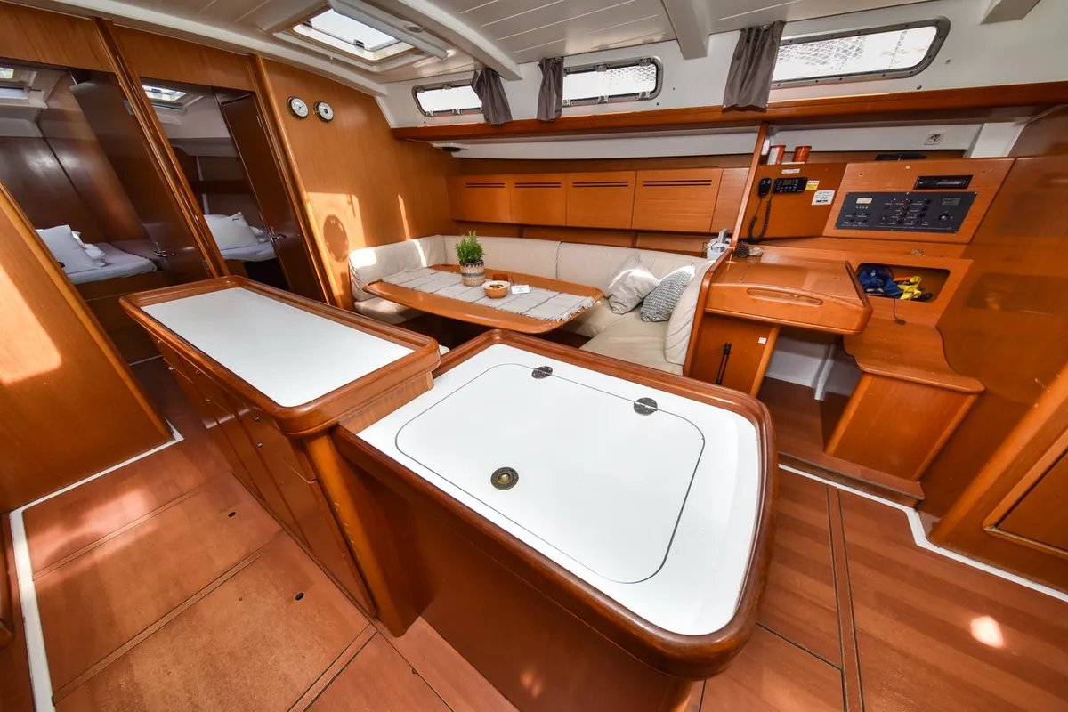 Cockpit of Papalina, a Beneteau Cyclades 50.5 sailboat at Općina Sukošan, Croatia