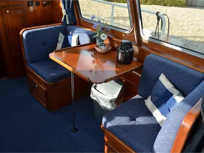 Salon of Tessa, a De Drait Monty Bank Trawler 9.5 motorboat at Woudsend, Netherlands