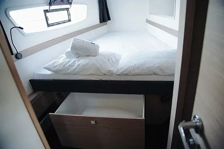 Cabin on Anasa, a Fountaine Pajot Isla 40 catamaran at Lefkada, Greece