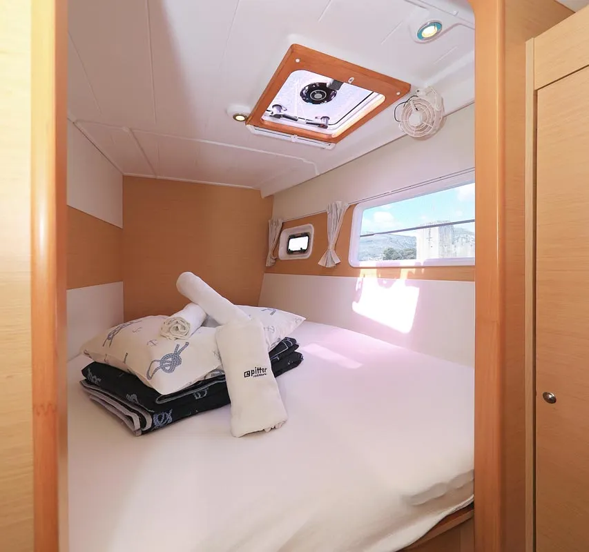 Cabin on Pagomo nayan, a Lagoon 400 catamaran at Grad Trogir, Croatia