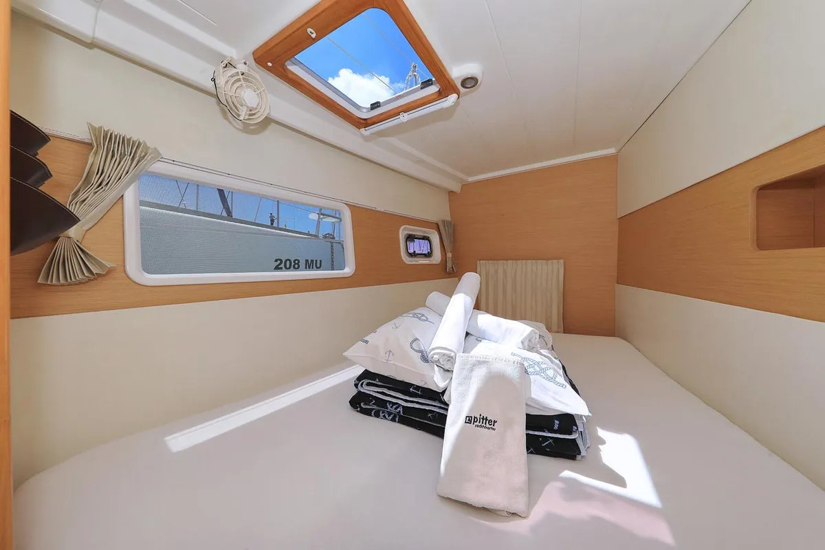 Head on Pagomo nayan, a Lagoon 400 catamaran at Grad Trogir, Croatia