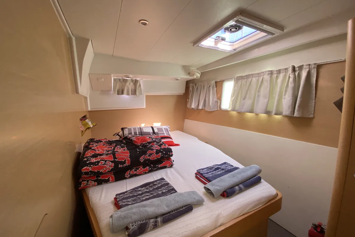 Cabin on Winnie, a Lagoon 400 catamaran at Fethiye, Turkey