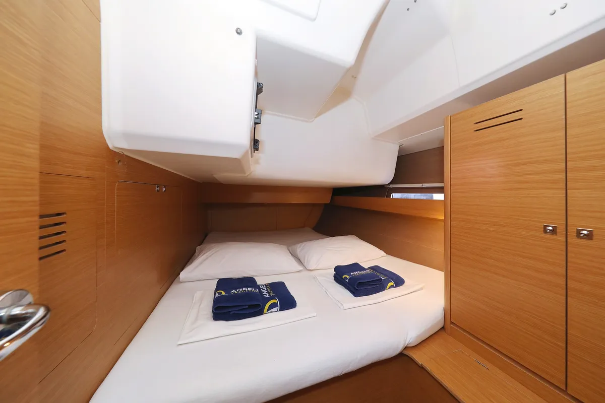 Cabin on 4 You, a Dufour 460 GL sailboat at Vodice, Croatia