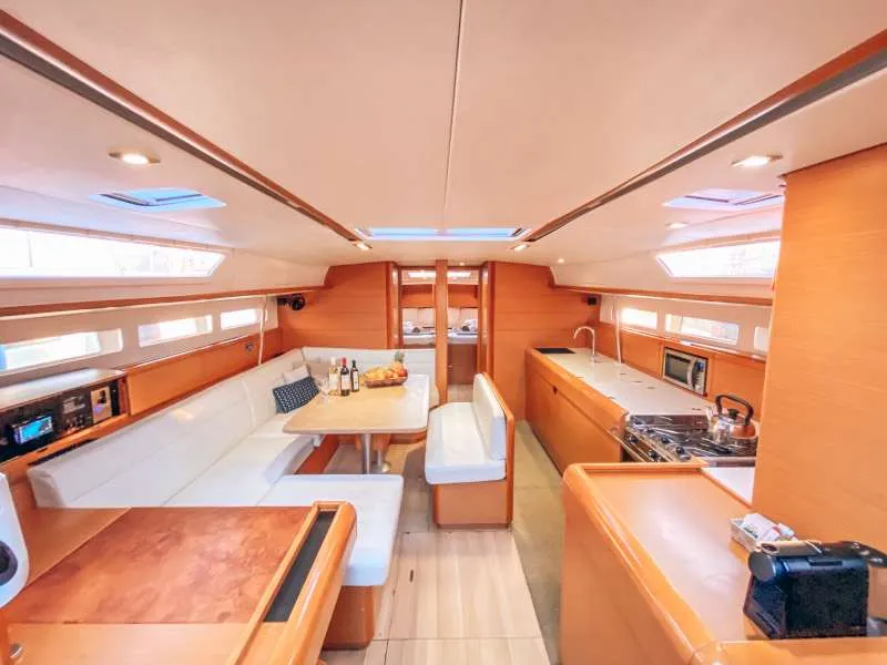Salon of Evelina, a Jeanneau Sun Odyssey 509 sailboat at Kontokali, Greece