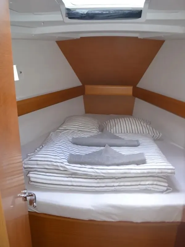 Cabin on Beaujolais, a Jeanneau Sun Odyssey 449 sailboat at Seget Donji, Croatia