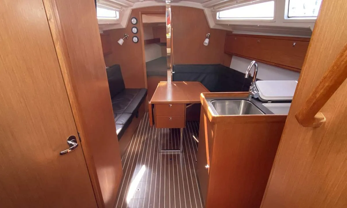 Salon of Loop, a Bavaria Cruiser 34 sailboat at Flensburg, Germany