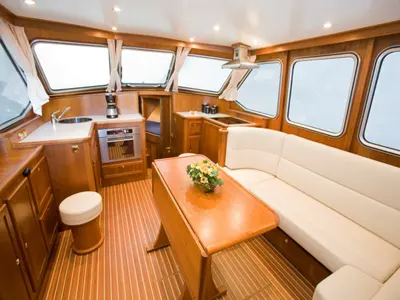 Salon of De Drait DeLuxe 42, a motorboat at Drachten, Netherlands