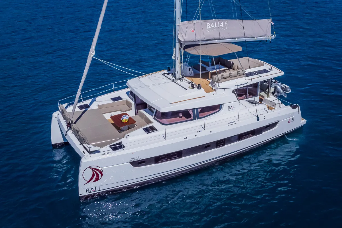 Exterior view of Manul, a Bali 4.8 catamaran at Grad Kaštela, Croatia