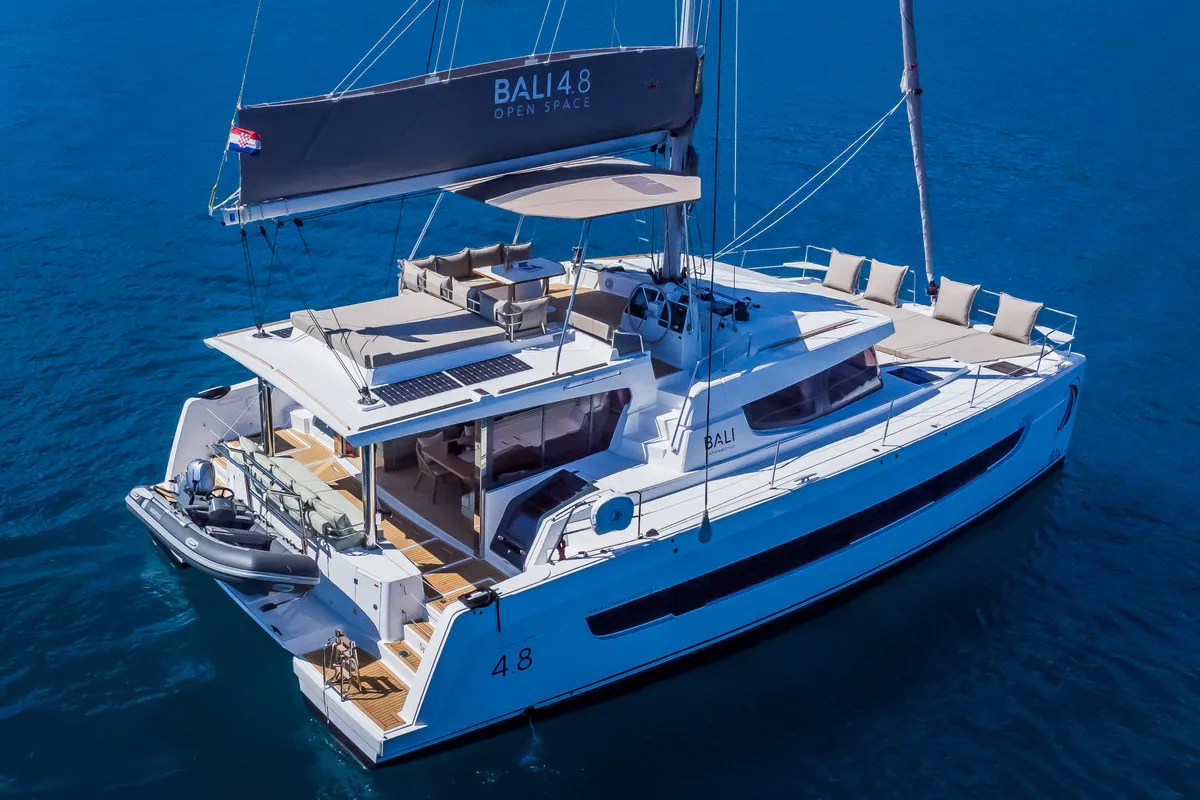 Exterior view of Manul, a Bali 4.8 catamaran at Grad Kaštela, Croatia