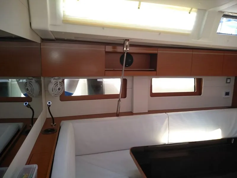 Salon of Famiglia, a Beneteau Oceanis 51.1 sailboat at Athens, Greece