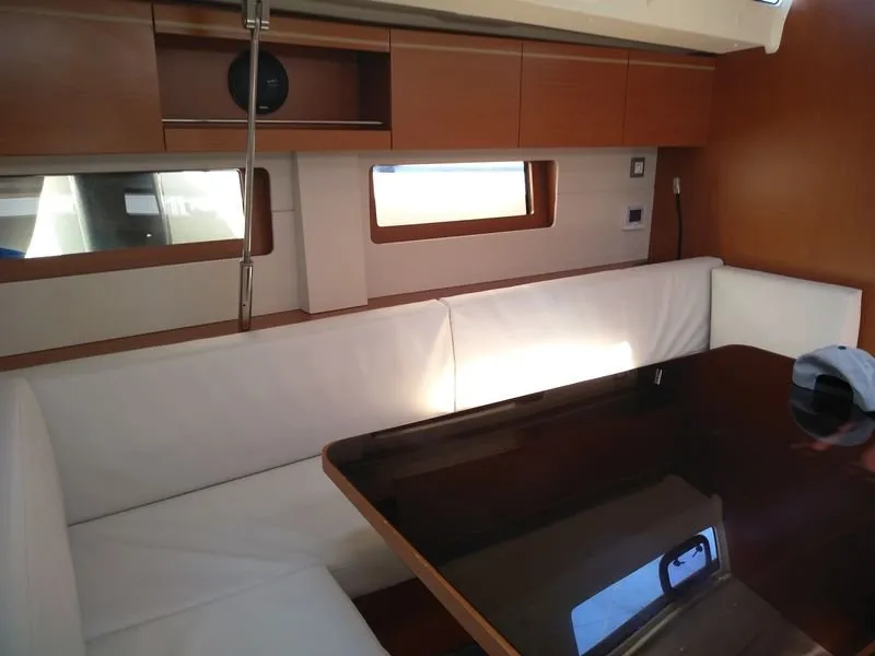 Salon of Famiglia, a Beneteau Oceanis 51.1 sailboat at Athens, Greece